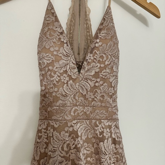 NWT Emerald Sundae by Macy’s khaki lace shimmer mini dress with zip up back - Picture 3 of 17